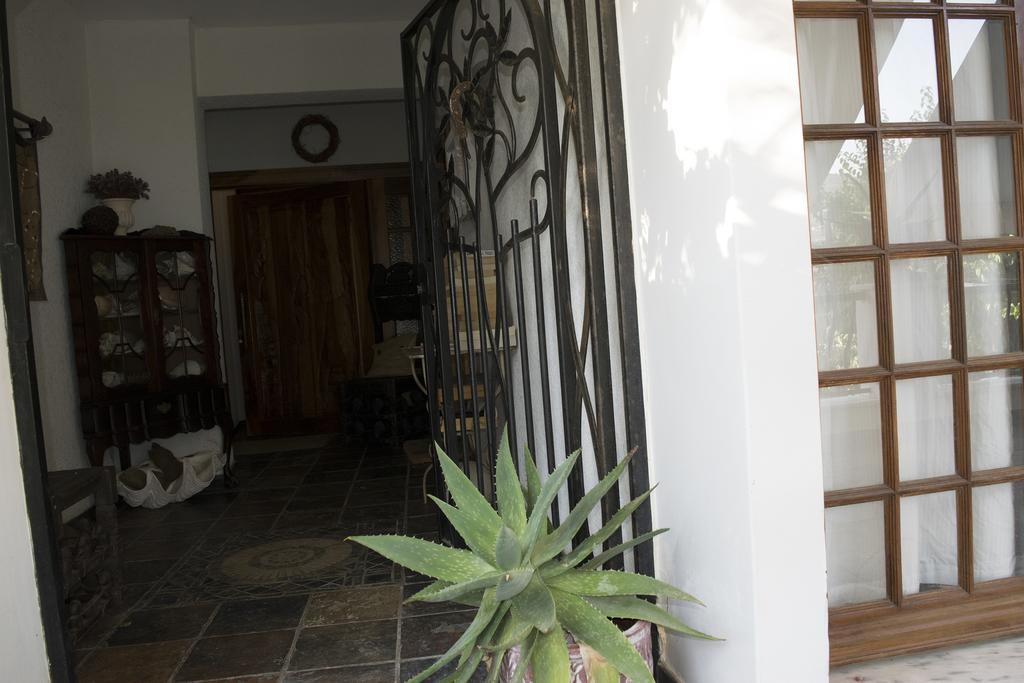 סאמוס Roditses Beach Sea Front Apartments מראה חיצוני תמונה