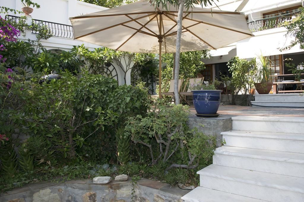 סאמוס Roditses Beach Sea Front Apartments מראה חיצוני תמונה